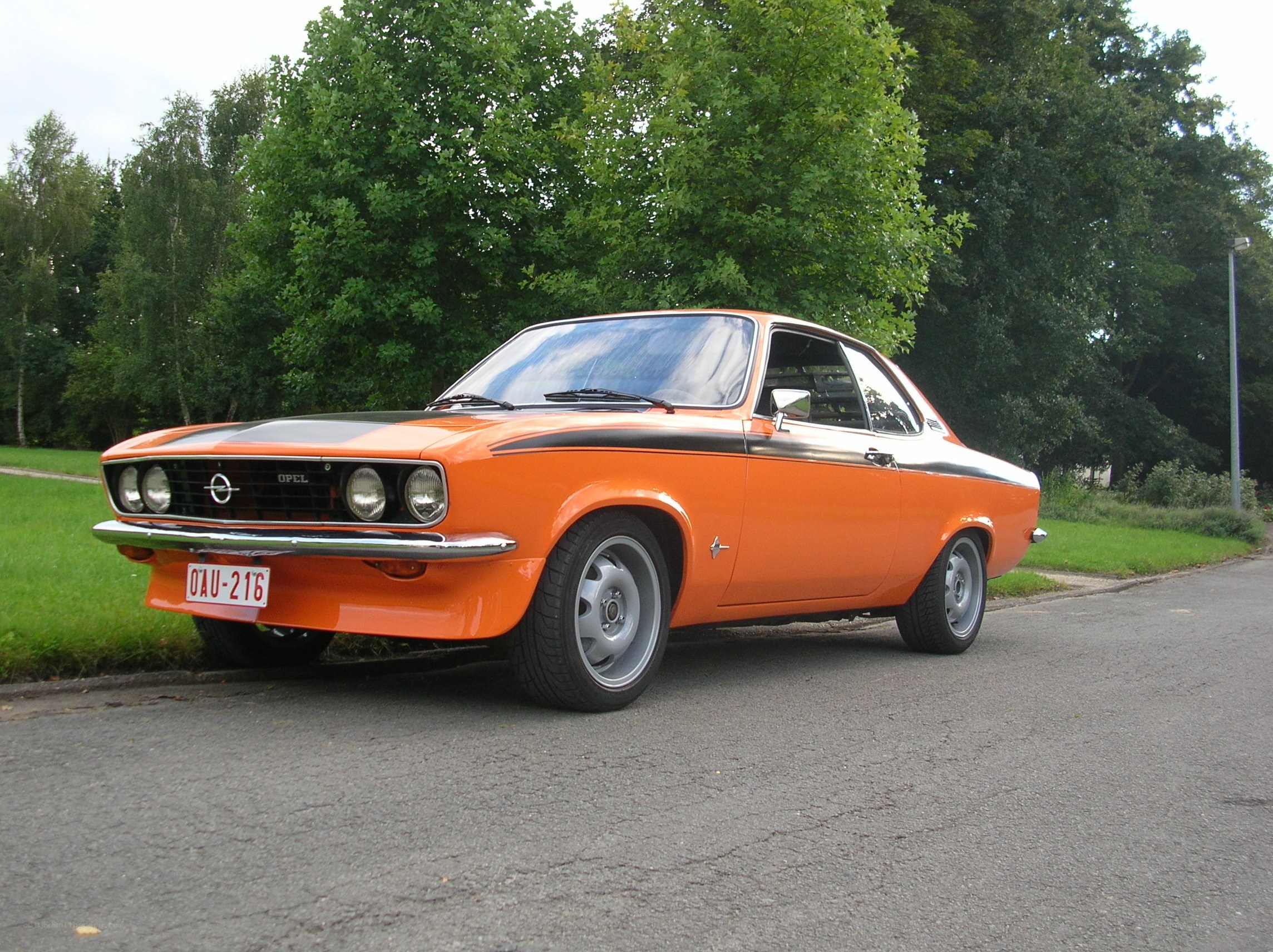 Orange Opel Manta A