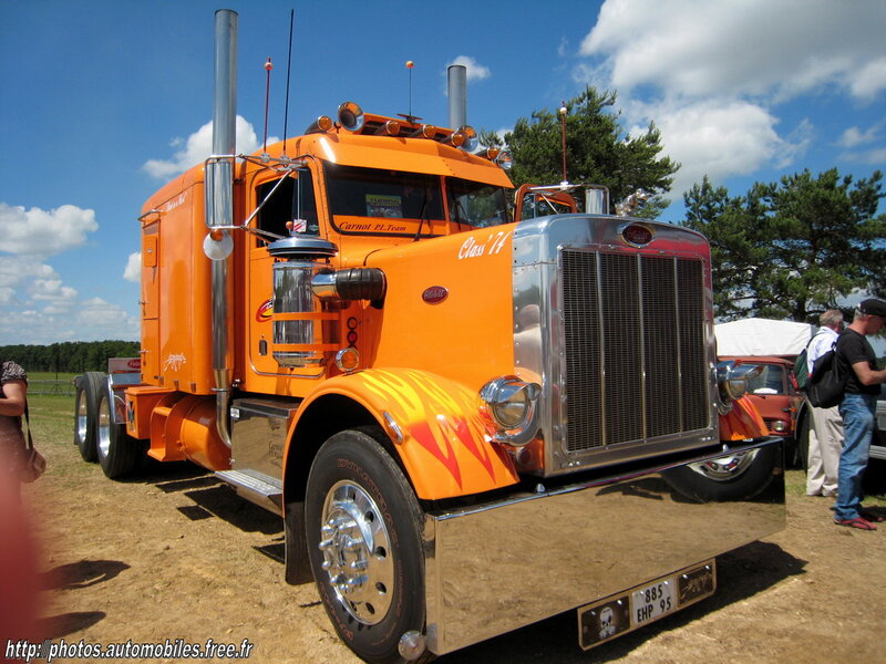 Orange Peterbilt Truck — Outdoor
