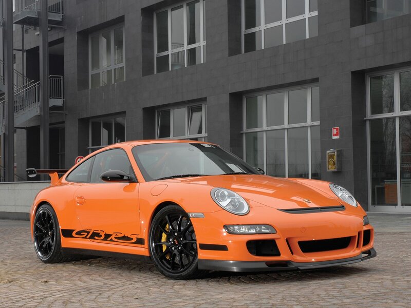 Orange Porsche GT3 RS