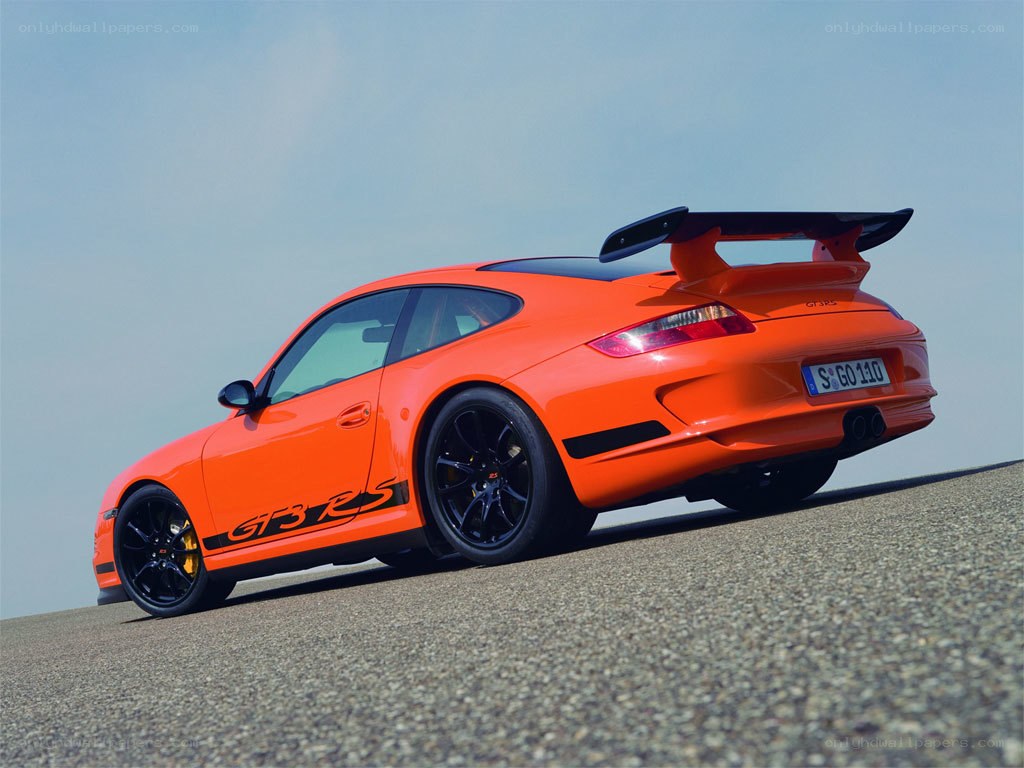 Orange Porsche GT3 RS