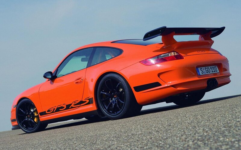 Orange Porsche GT3 RS — Dynamic, Afternoon