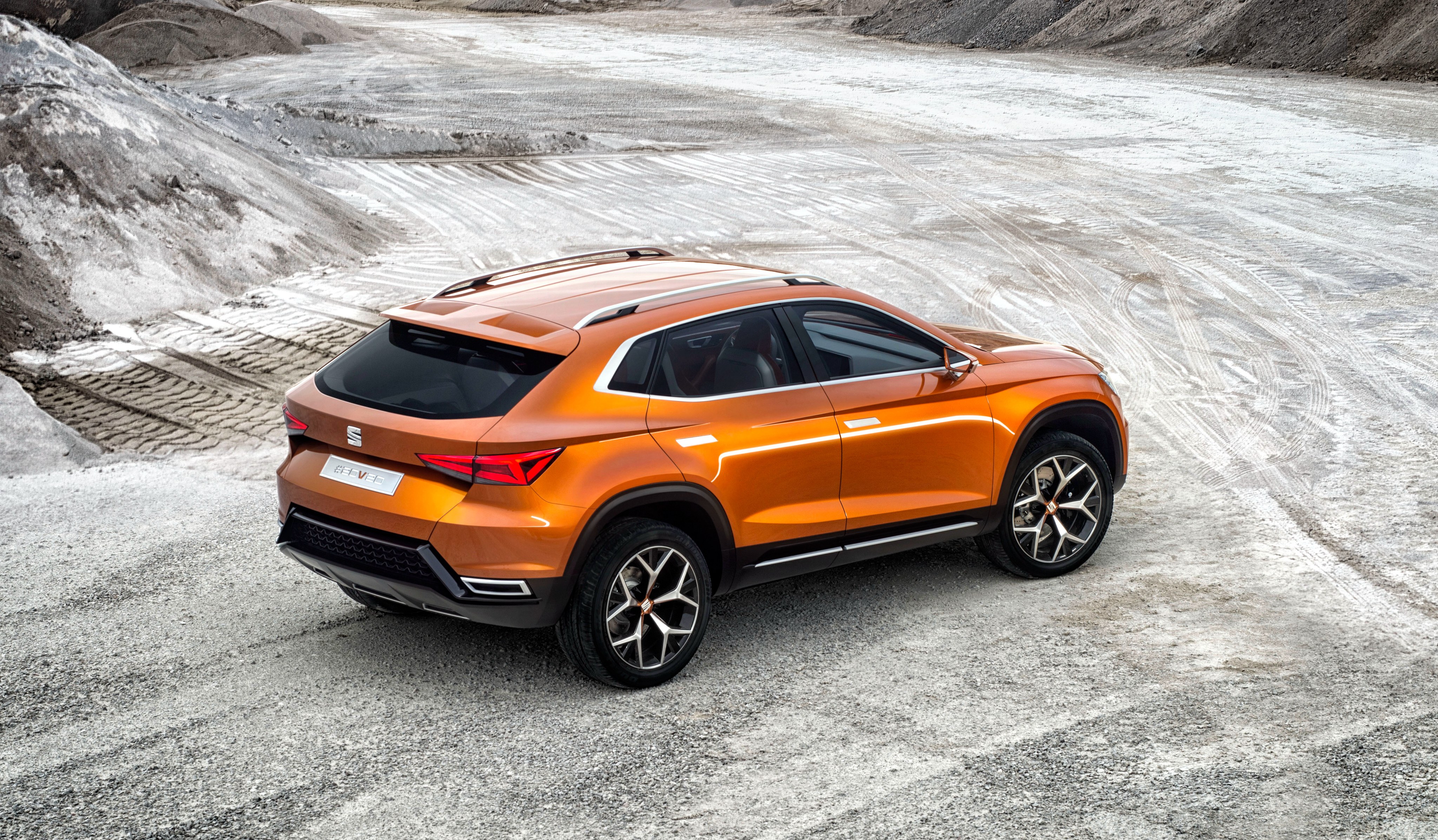 Orange SEAT SUV Concept