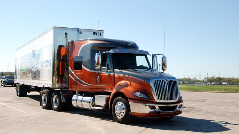 Orange Semi-truck — Neutral