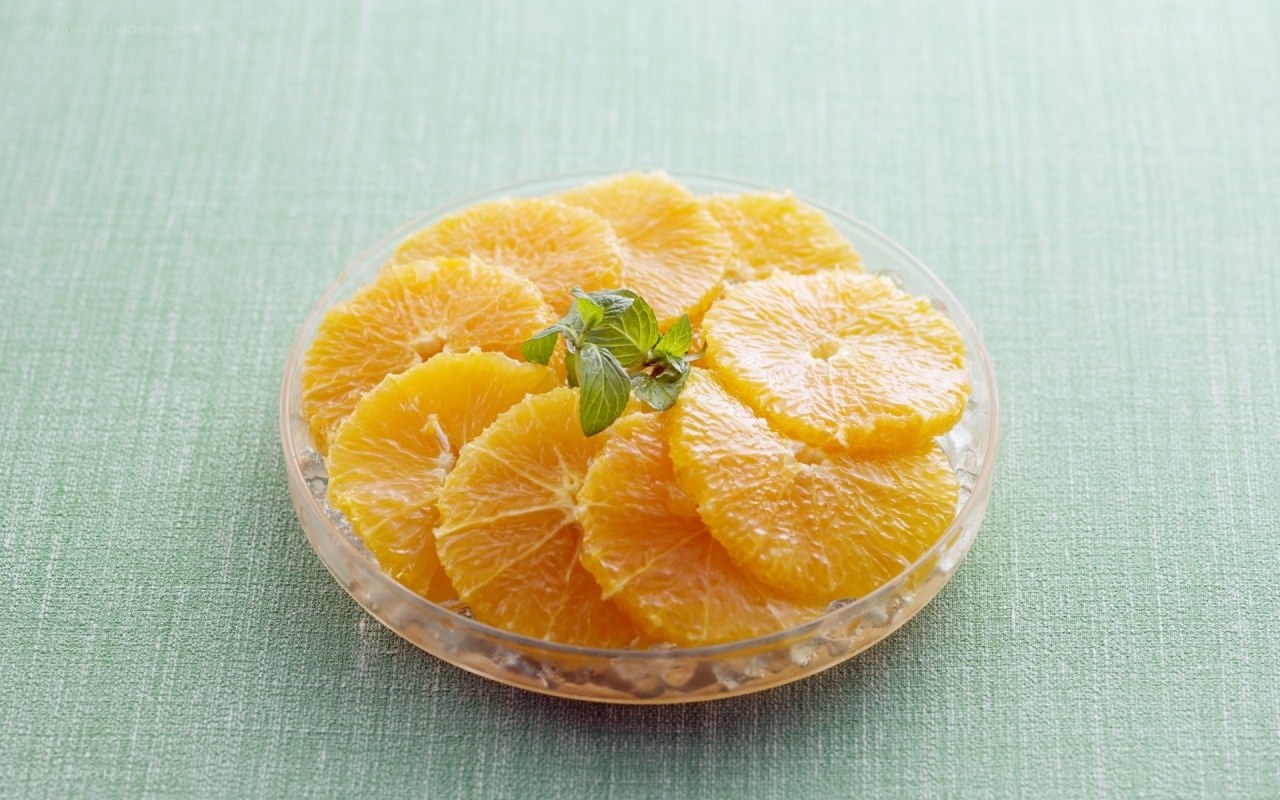 orange slices in a bowl