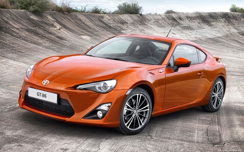 Orange Toyota GT86 sports car