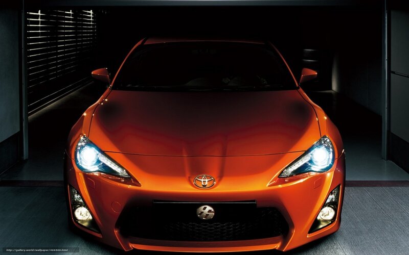 Orange Toyota GT86