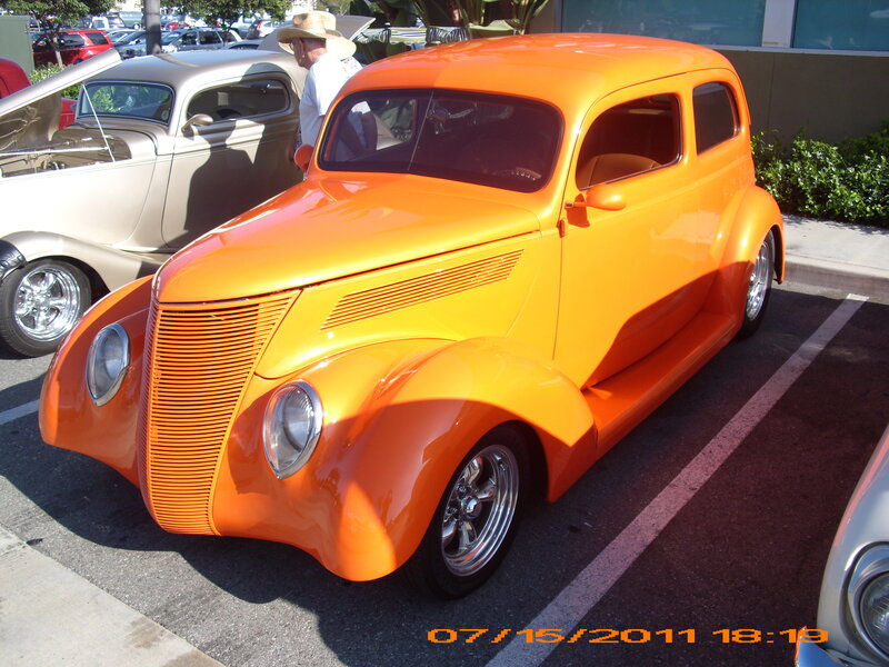 Orange Vintage Car — Bright