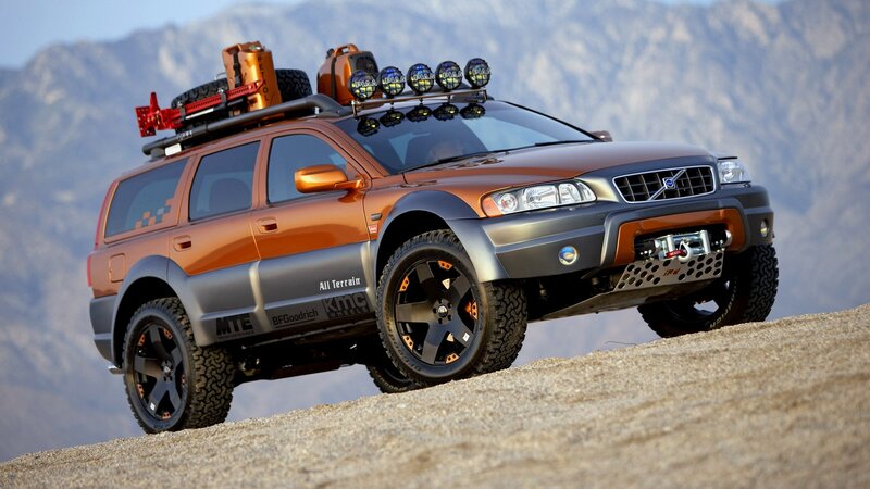 Orange Volvo Xc70