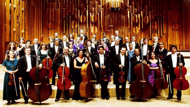 Orchestra group portrait