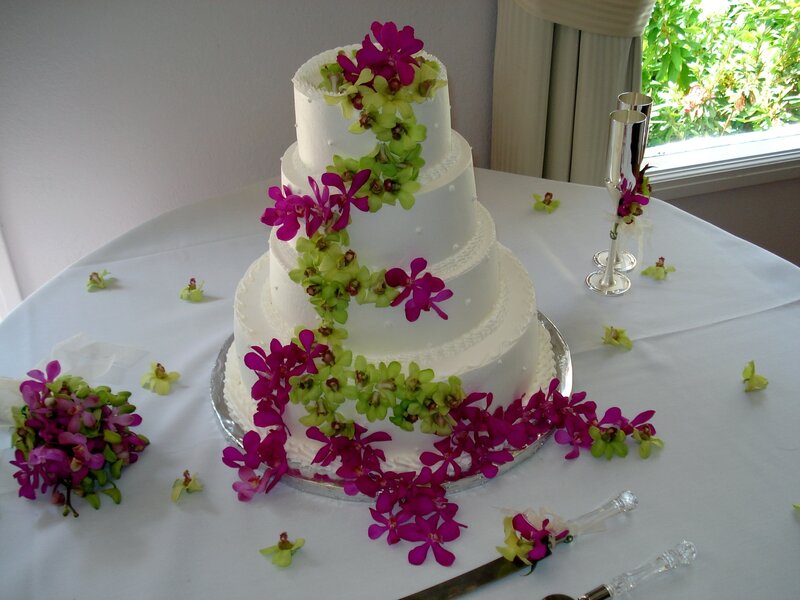 Orchid-decorated wedding cake