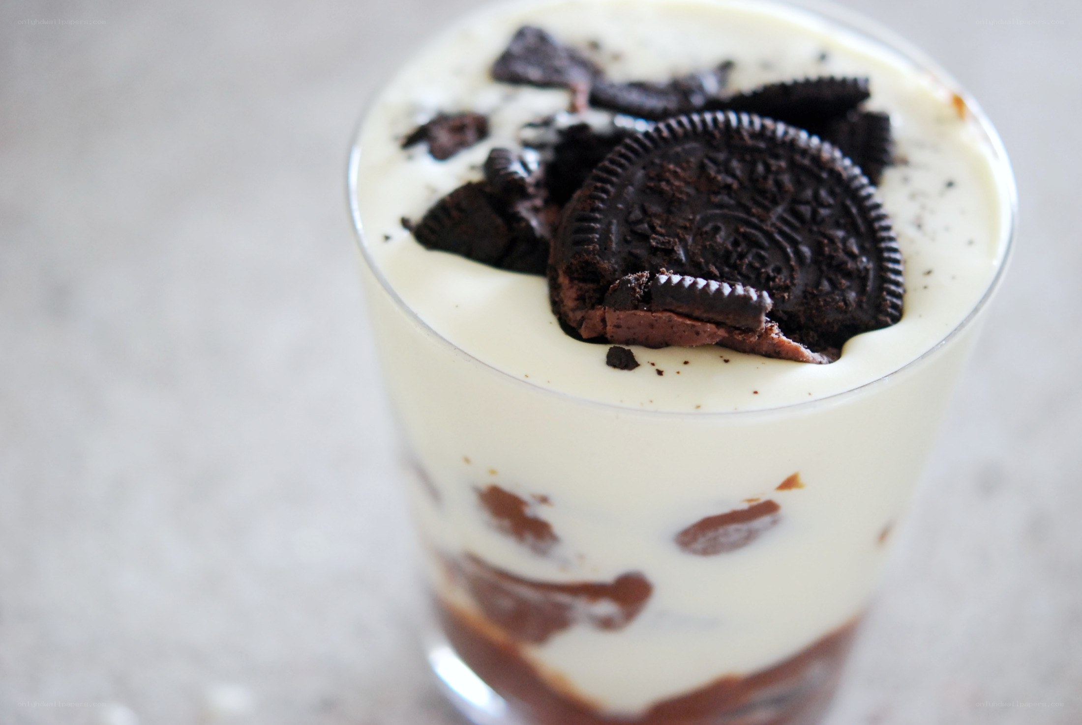 Oreo dessert in a glass