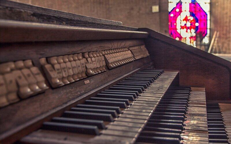 Organ Console