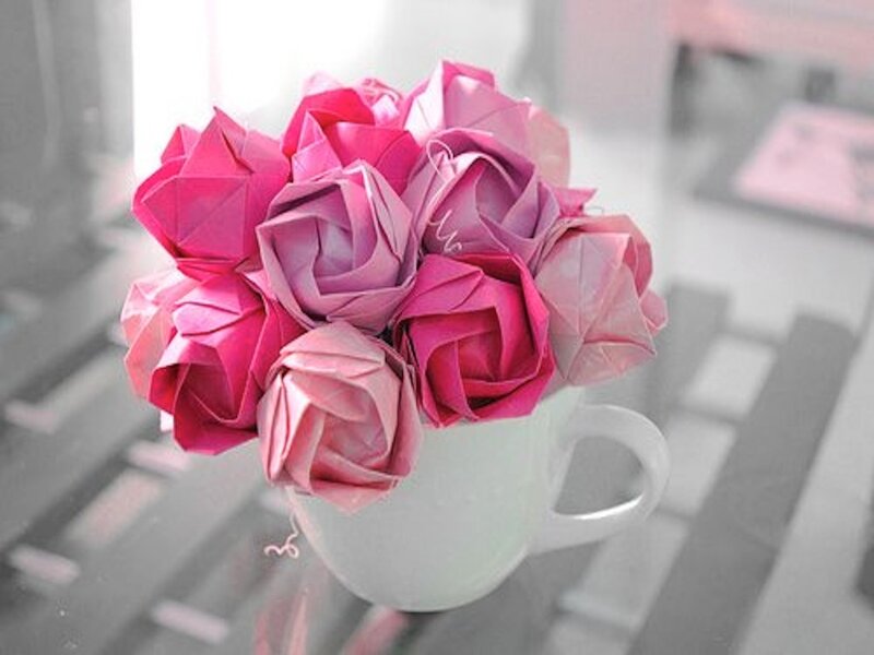Origami Roses in Cup