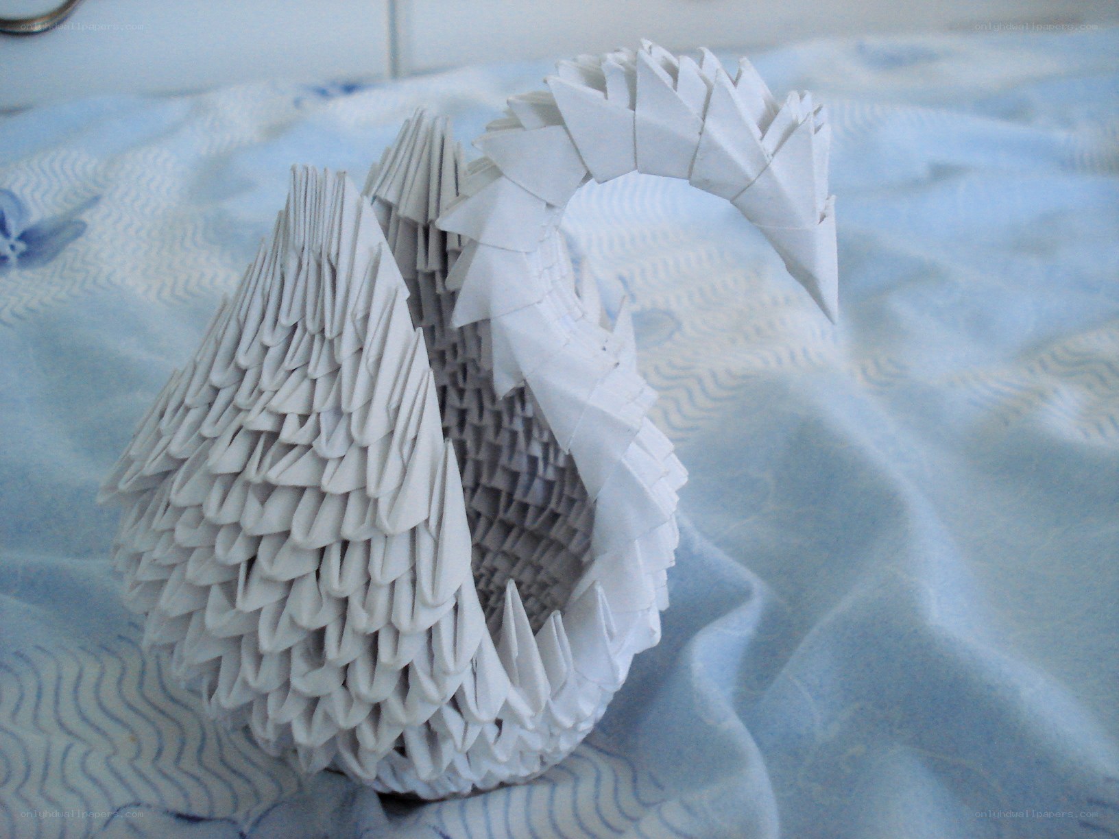 origami swan sculpture
