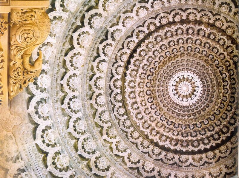 Ornate Ceiling Dome — White, Detailed