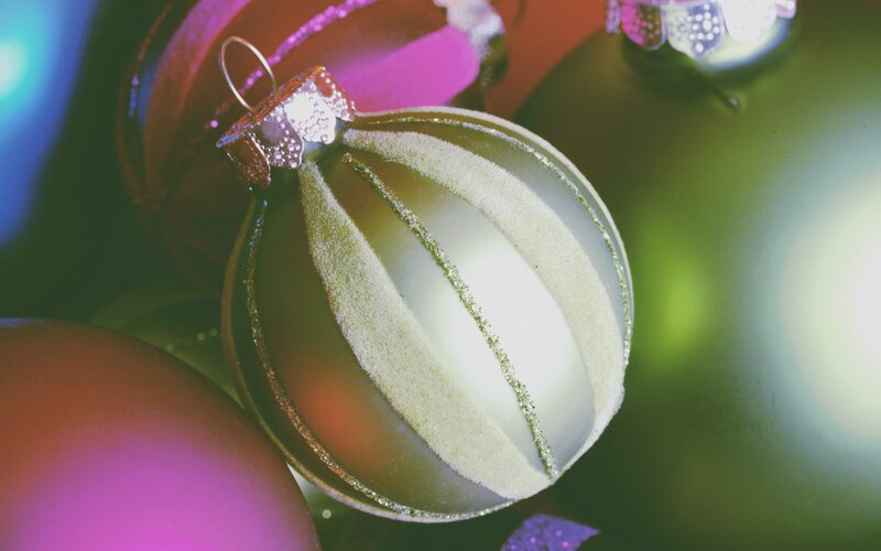 Ornate Christmas Ornament — Green