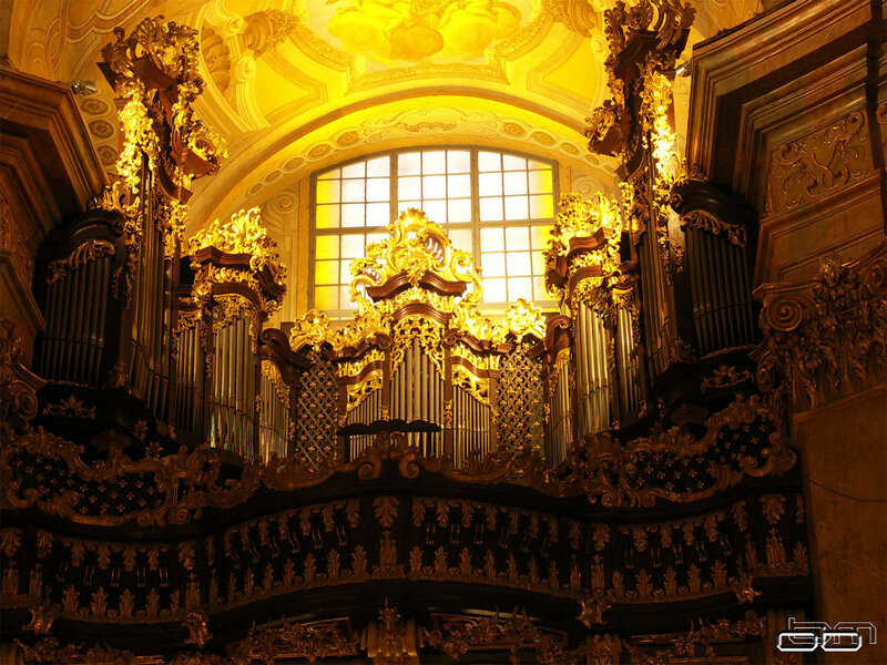 Ornate Church Organ — Gold