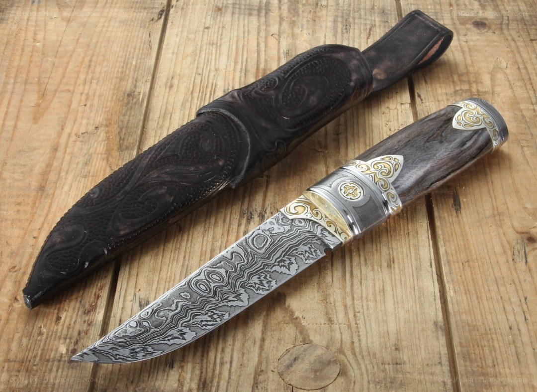 ornate damascus knife