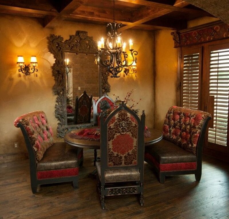 Ornate Dining Set — Brown