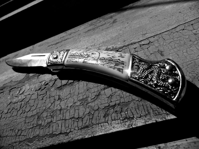 Ornate Folding Knife — Black