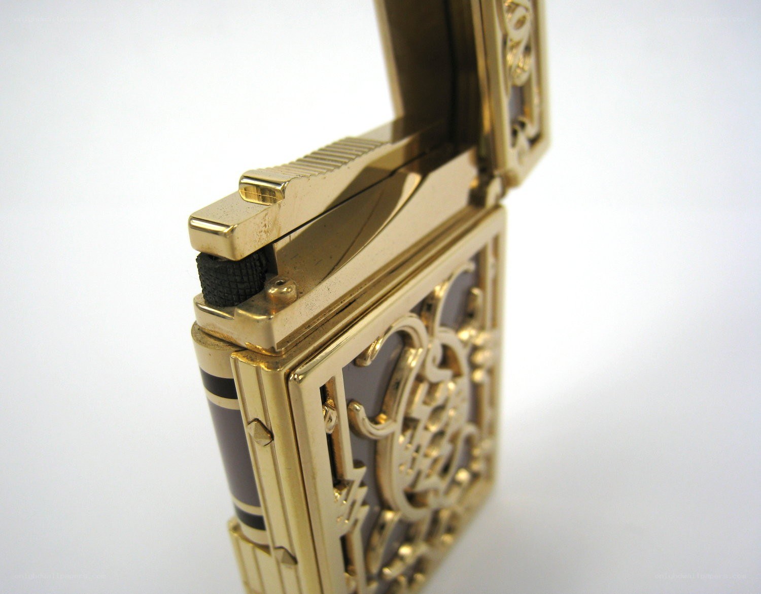 ornate gold lighter