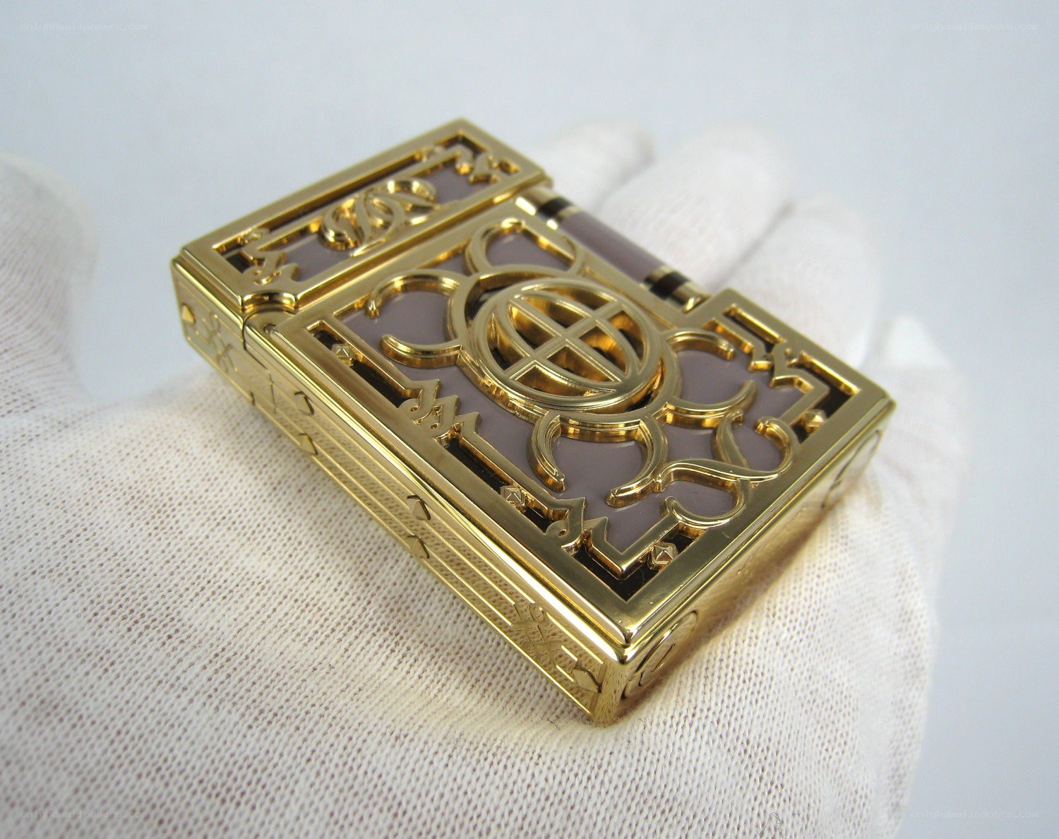 ornate gold lighter
