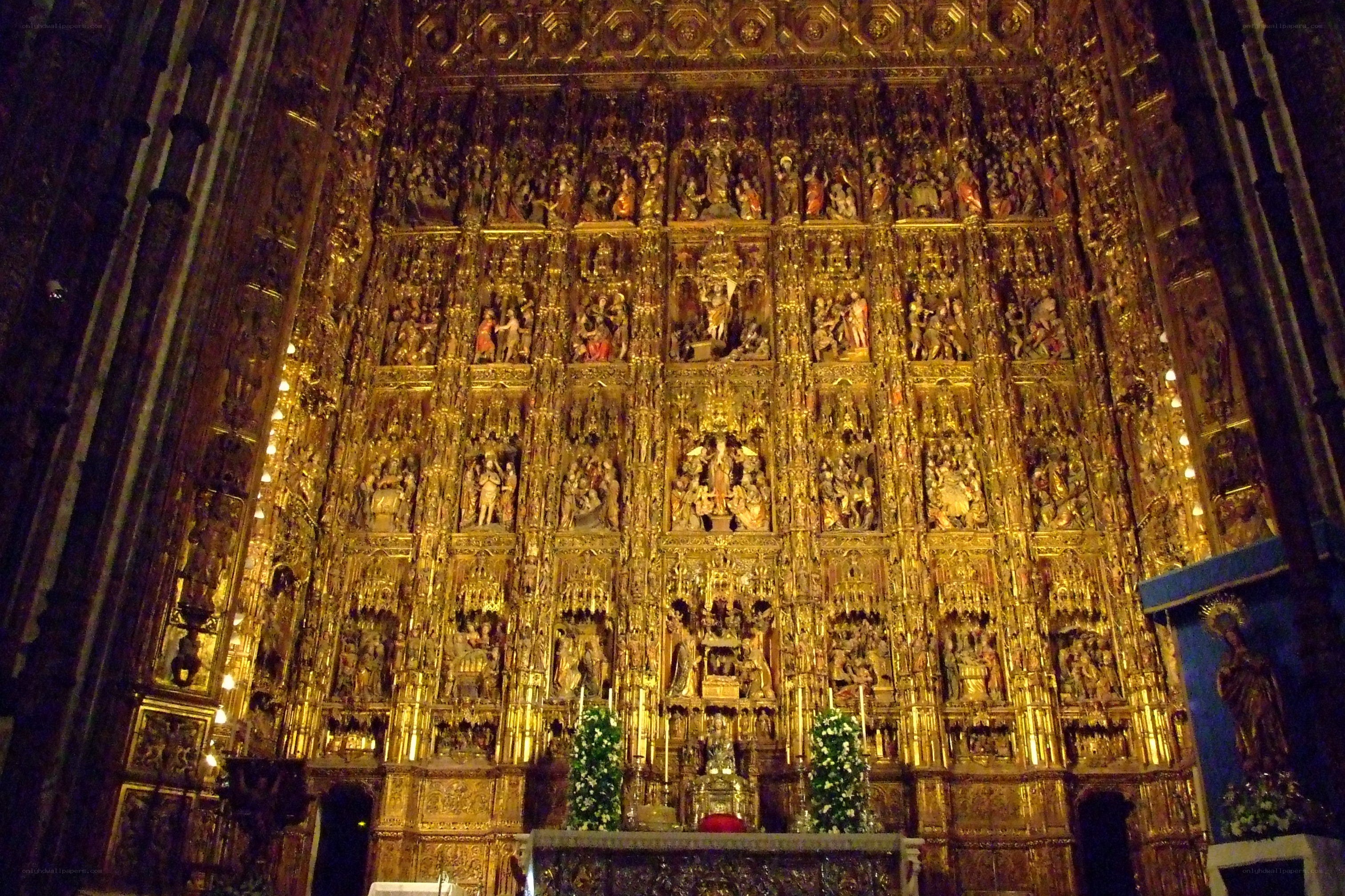 Ornate golden altarpiece