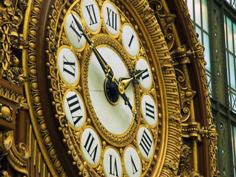 Ornate Golden Clock — Gold