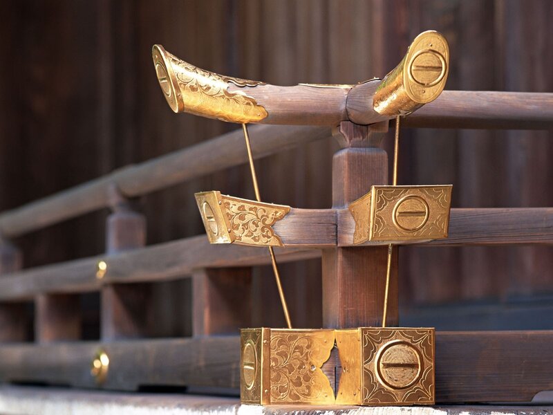 ornate golden sword fittings