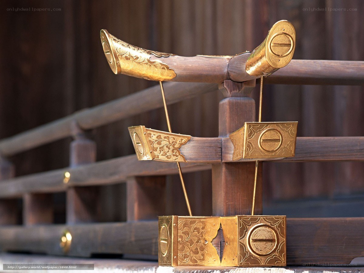 ornate golden sword mounts
