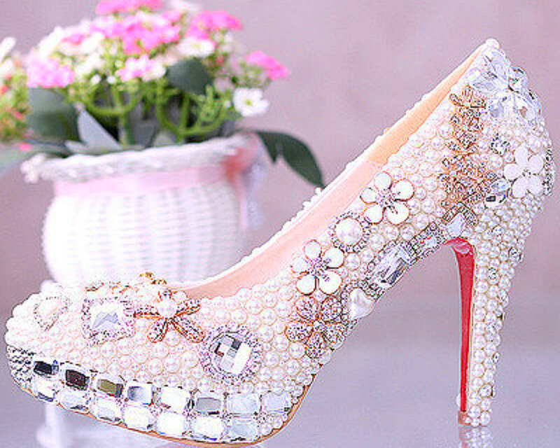 Ornate High-heeled Shoe