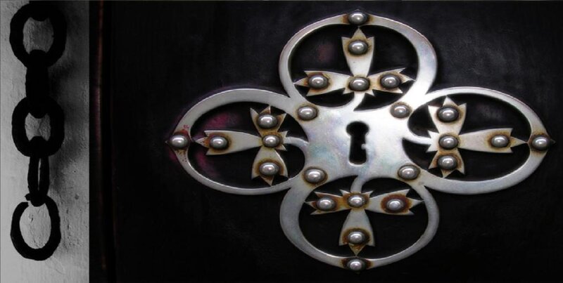 Ornate Metal Door Plate — Black