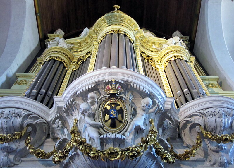 Ornate Organ Console — Gold