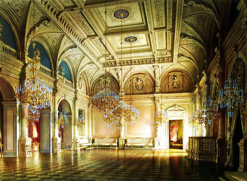 Ornate Palace Hall — Gold, Opulent