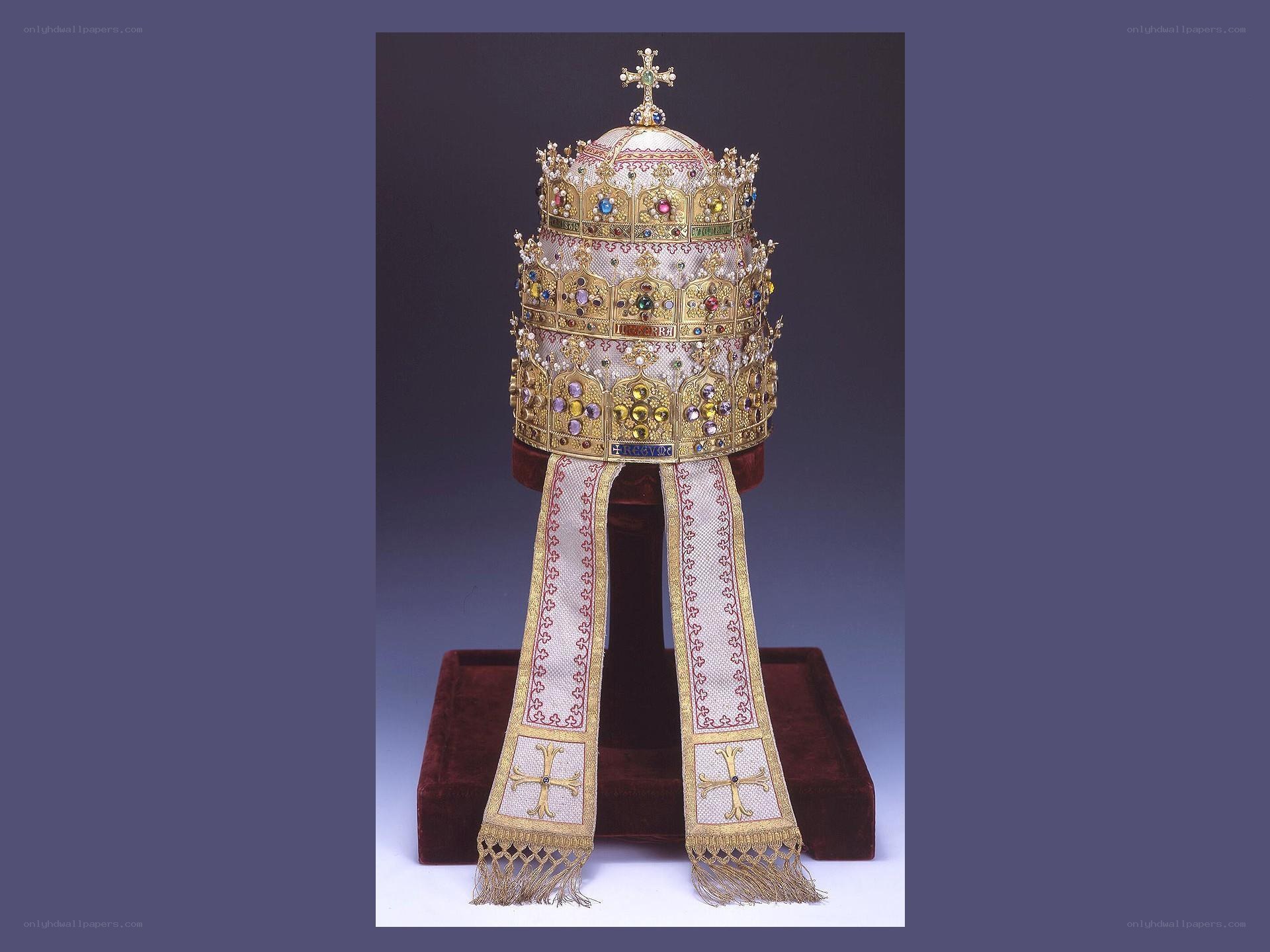 Ornate papal tiara