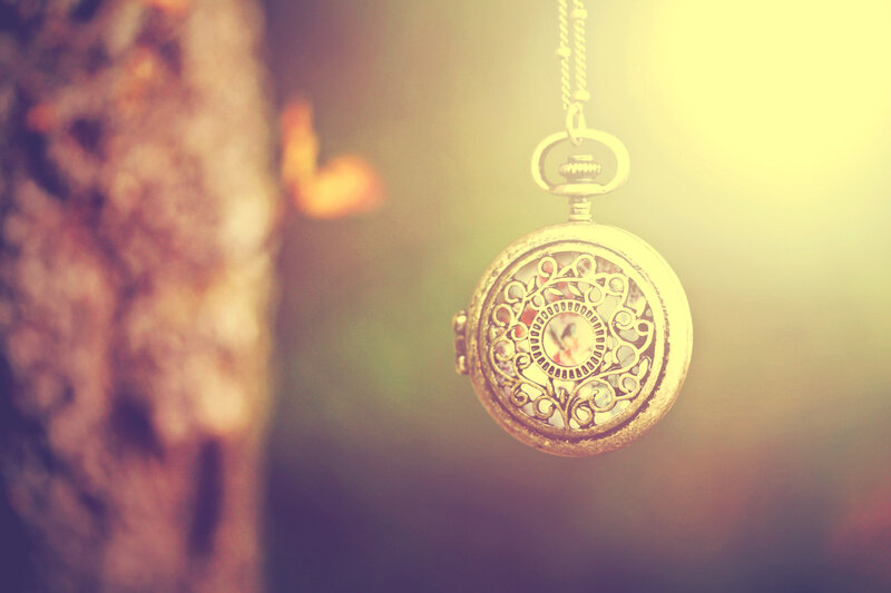 Ornate Pocket Watch — Gold, Serene