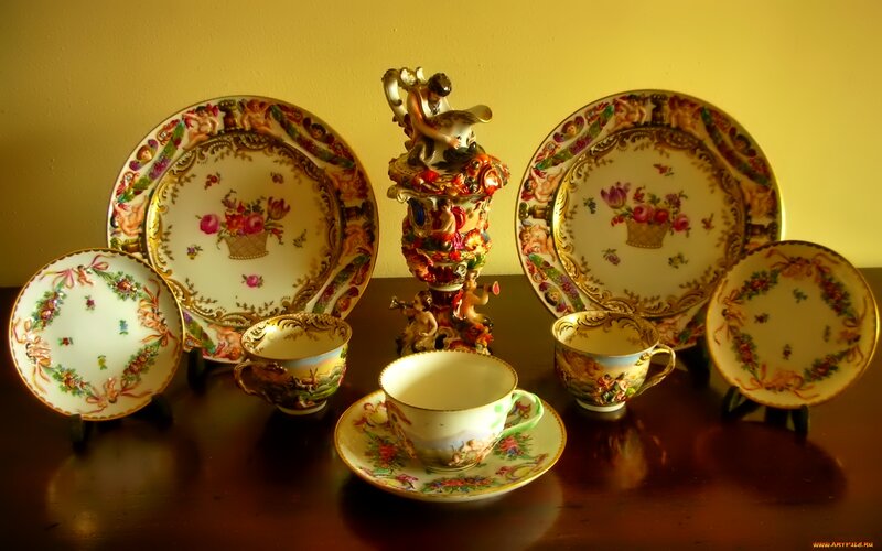 Ornate Porcelain Tea Set — Yellow