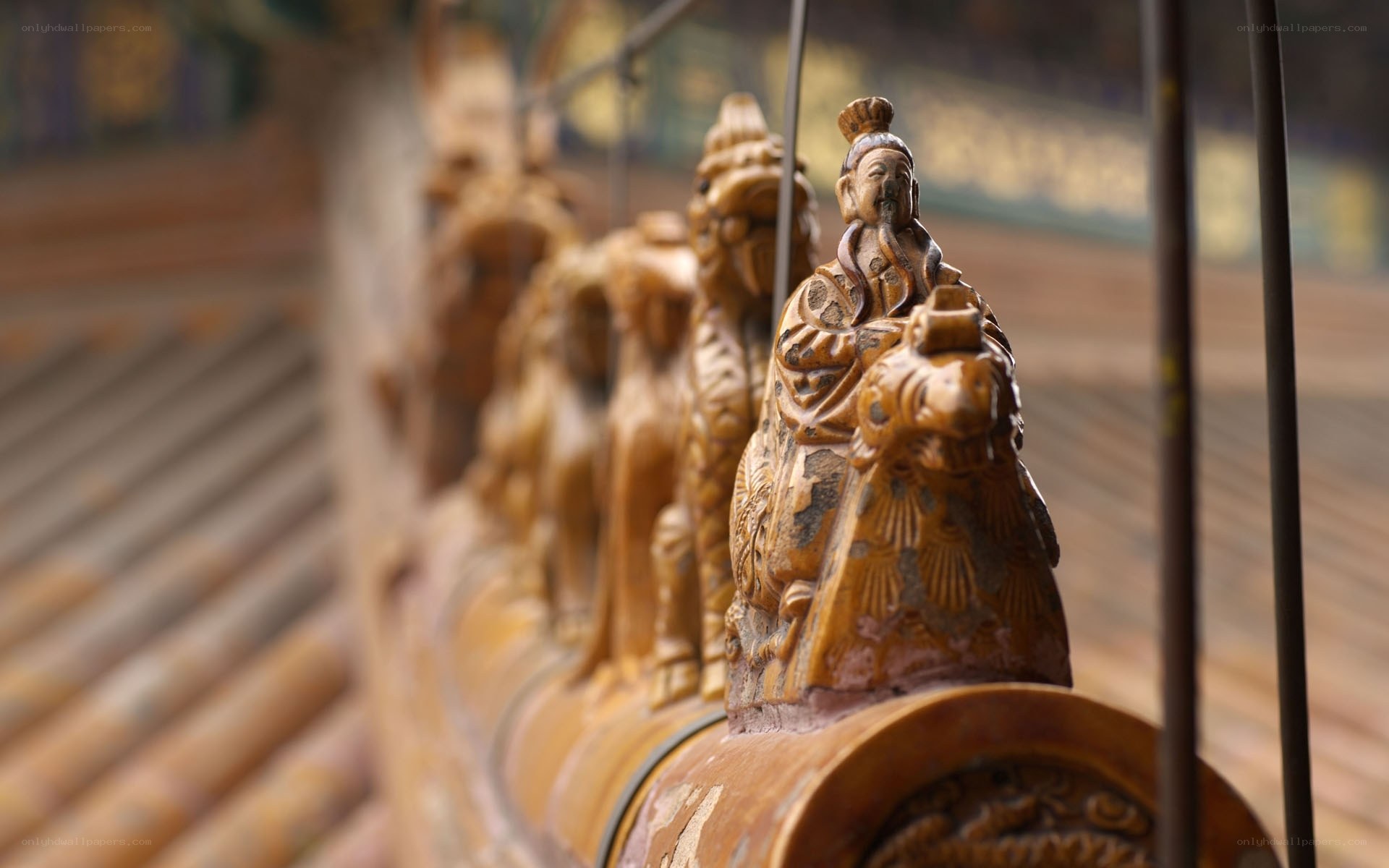 ornate roof figurines