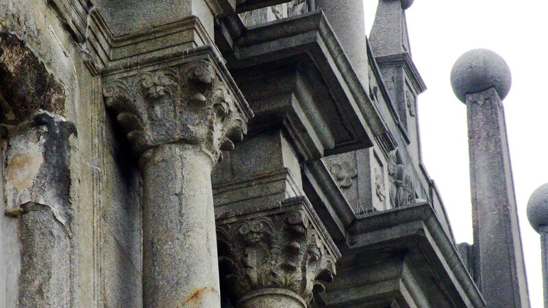Ornate Stone Columns — Gray