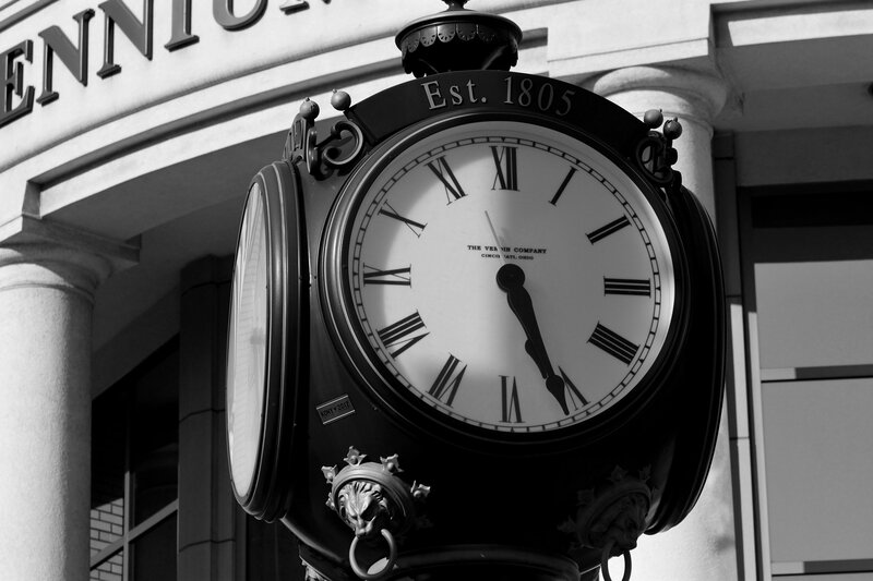 Ornate Street Clock — Black