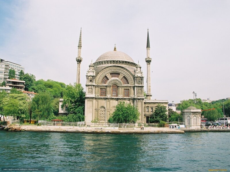 Ortaköy Mosque by the water