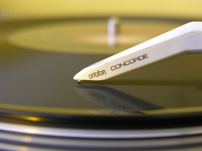 Ortofon Concorde stylus on vinyl