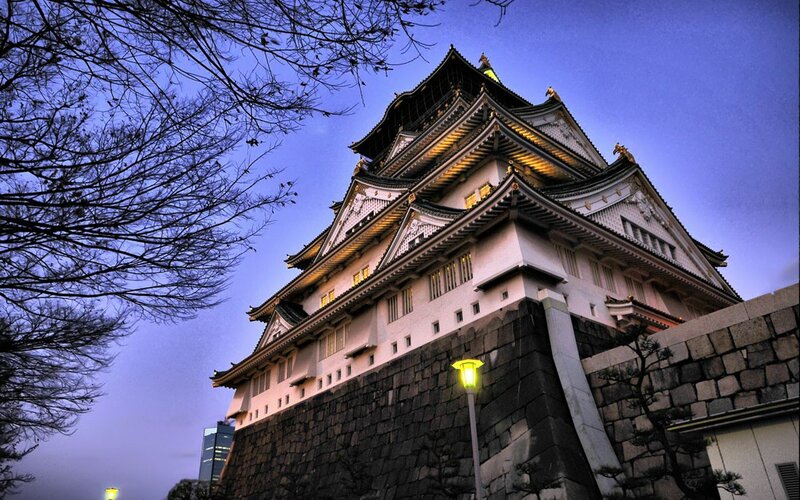 Osaka Castle at dusk
