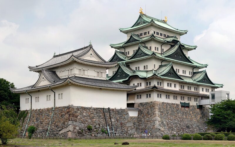 Osaka Castle — White