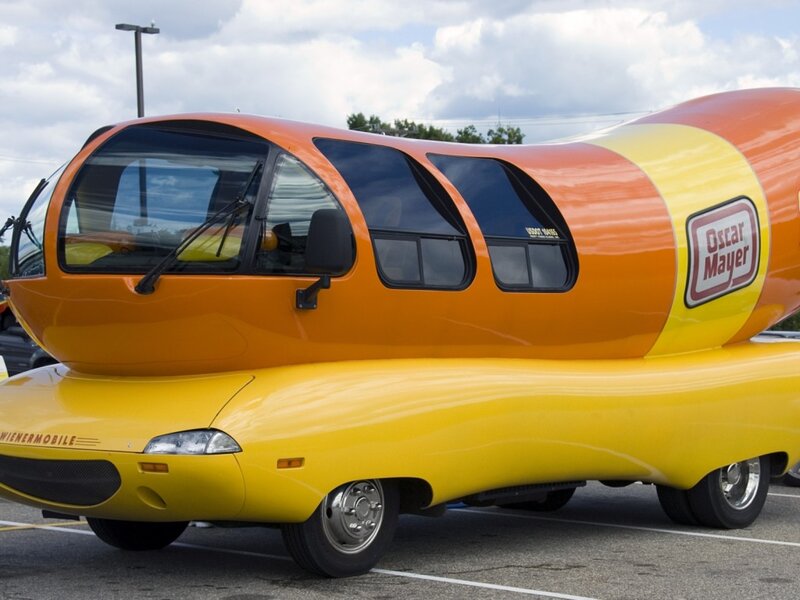 Oscar Mayer Wienermobile — Yellow