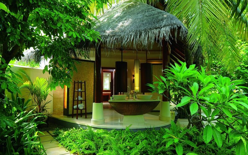 Outdoor Bathroom Pavilion — Green, Serene