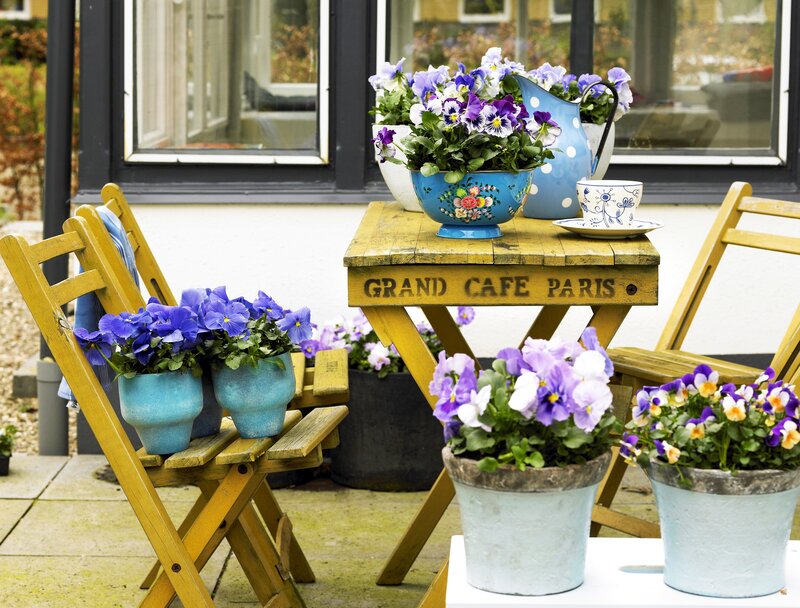 Outdoor Cafe Table — Blue, Serene