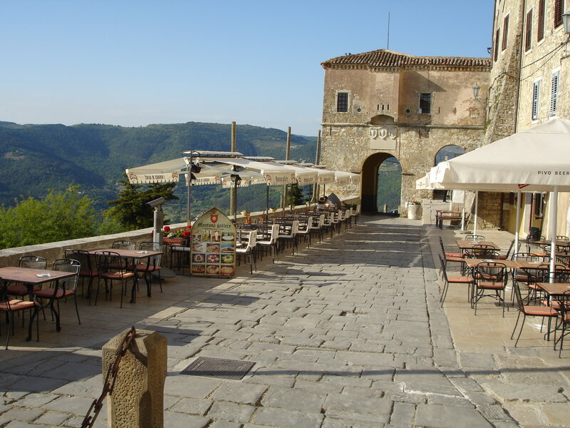 Outdoor Cafe Terrace — Gray