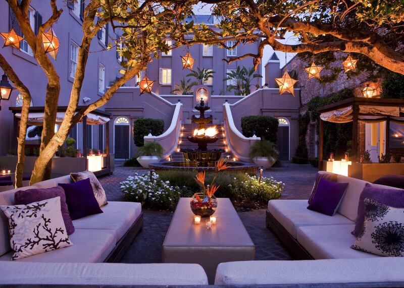 Outdoor Courtyard Seating