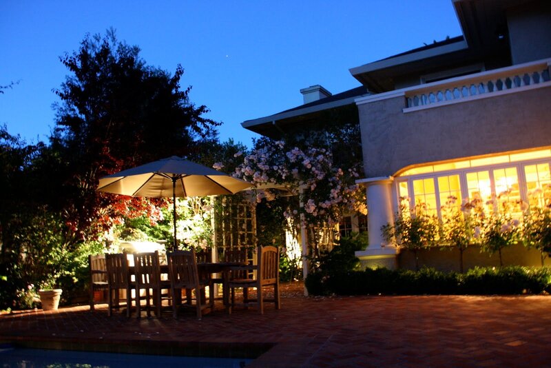 Outdoor Dining Area — Blue